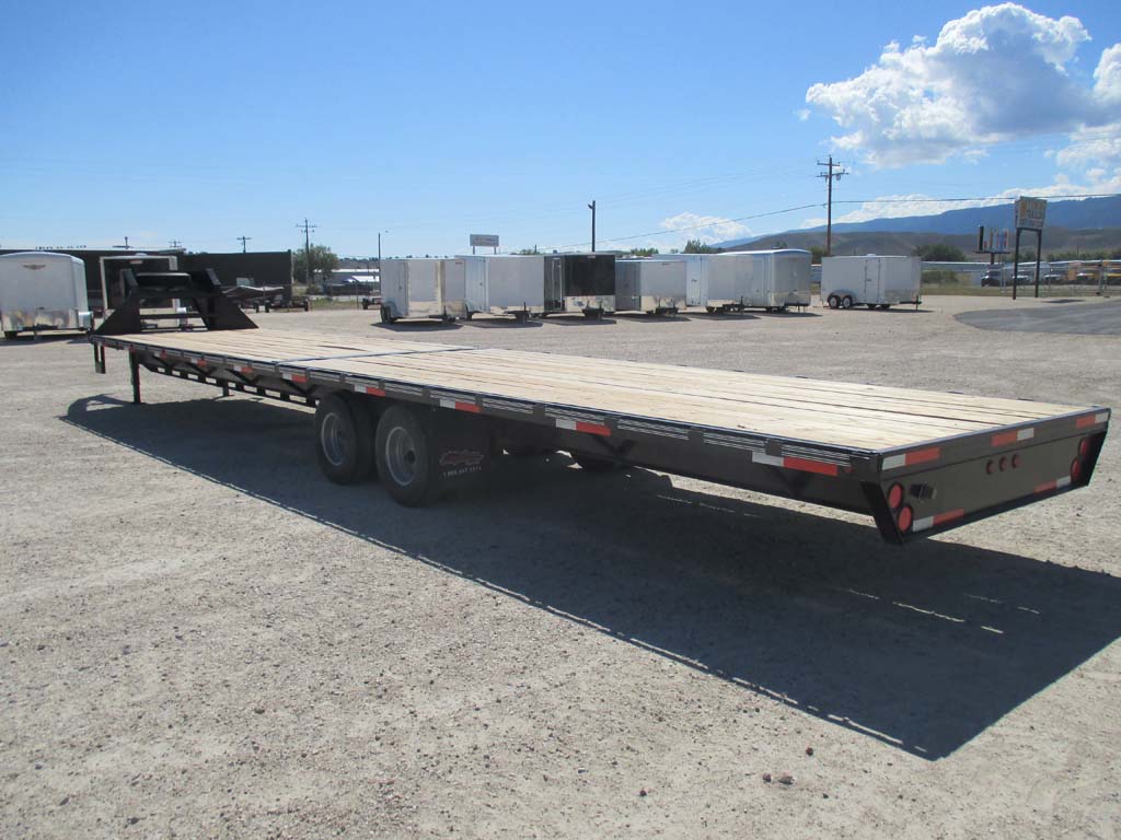 Gooseneck Flatbed Trailers – Wyoming Trailers